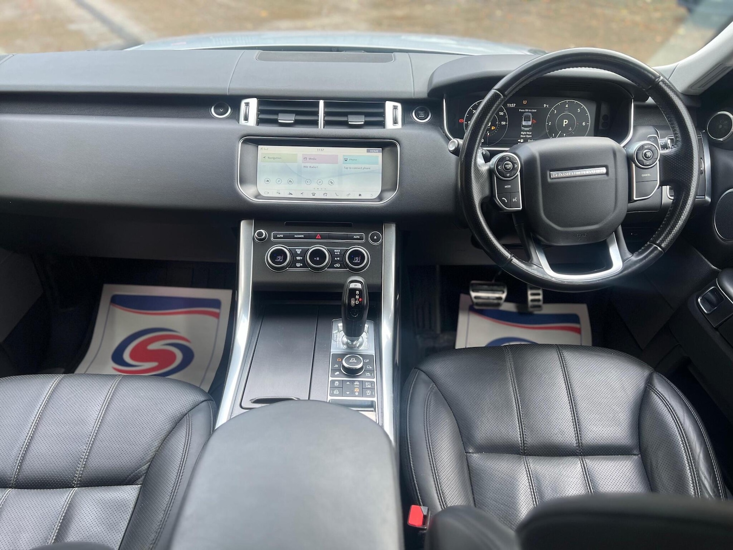 Used Land Rover Range Rover Sport 2018 for sale - 76425703: Photo 11