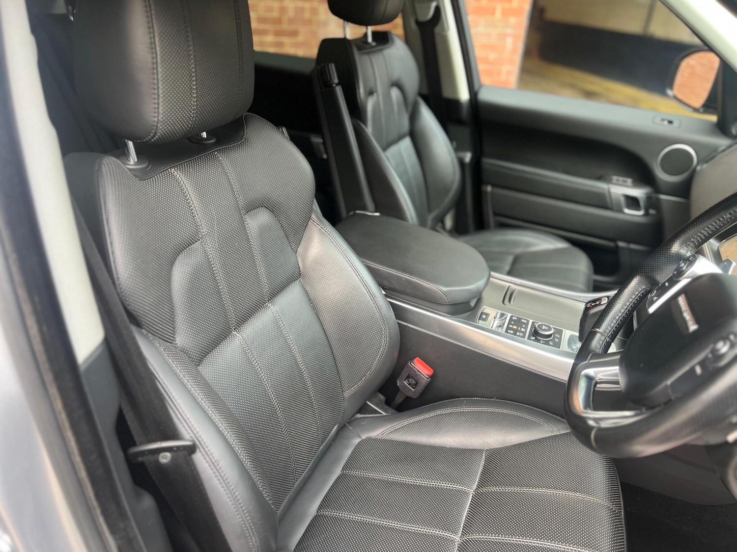 Used Land Rover Range Rover Sport 2018 for sale - 76425703: Photo 14
