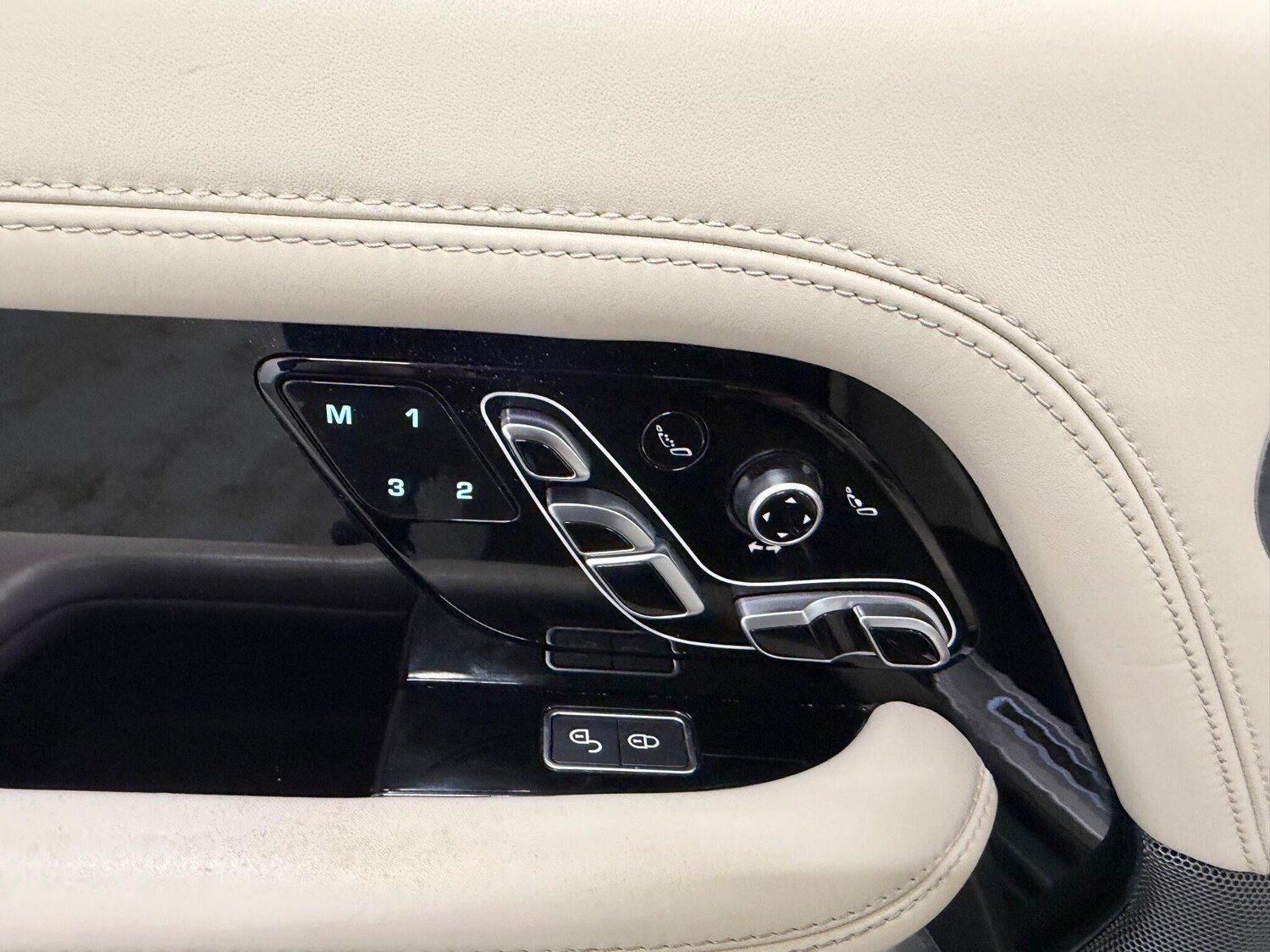 Used Land Rover Range Rover 2019 for sale - 77892983: Photo 18