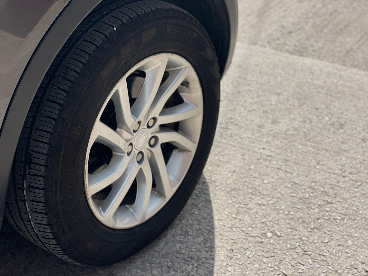 Used Land Rover Discovery Sport 2019 for sale - 76441121: Photo 17