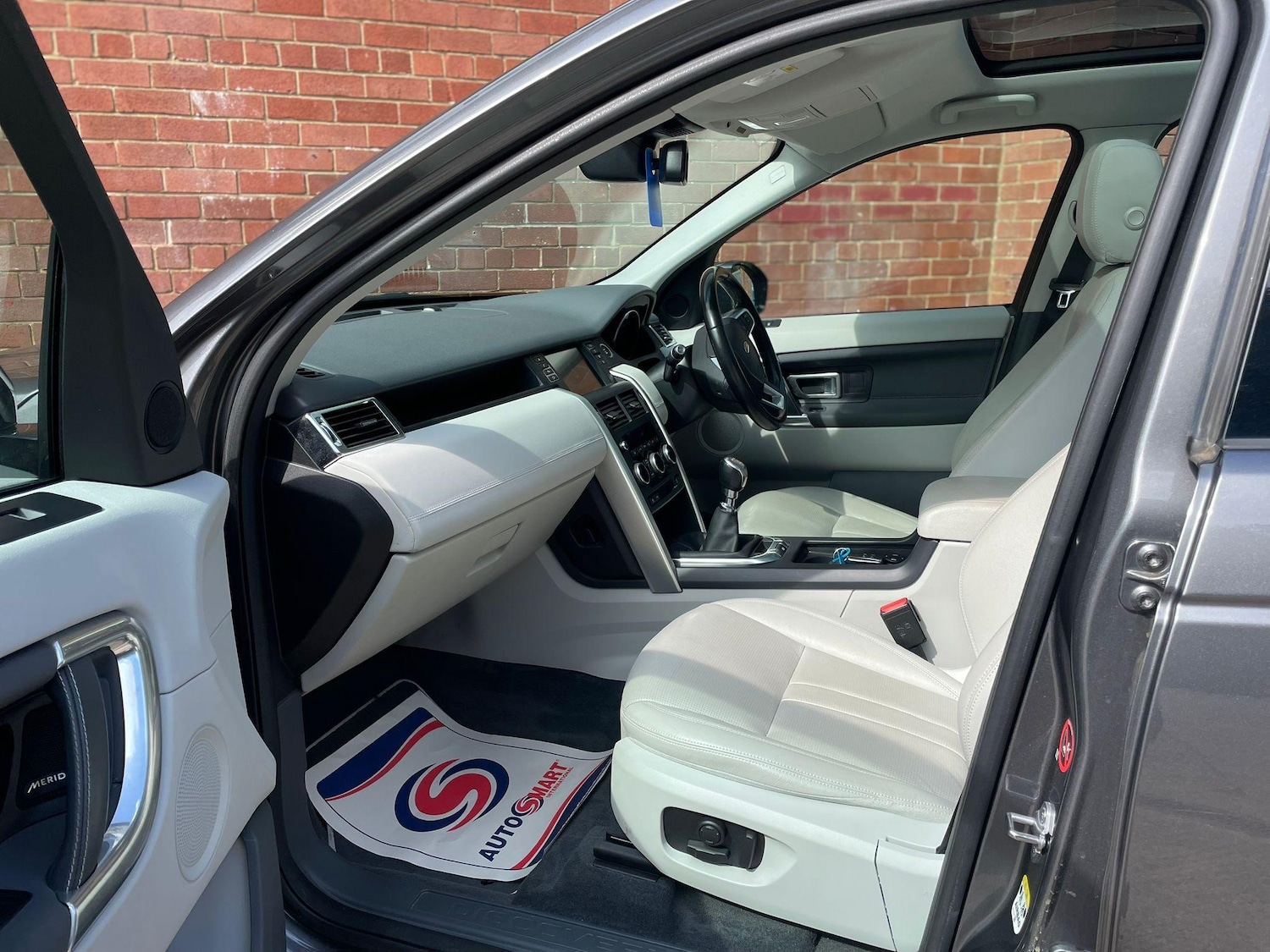 Used Land Rover Discovery Sport 2019 for sale - 76441121: Photo 22