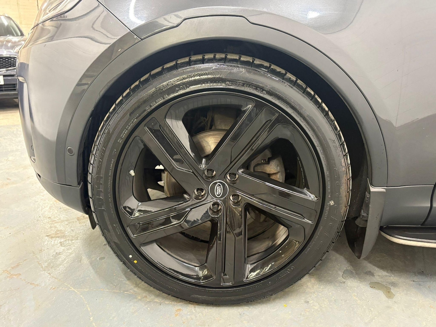 Used Land Rover Discovery 2018 for sale - 77957140: Photo 16