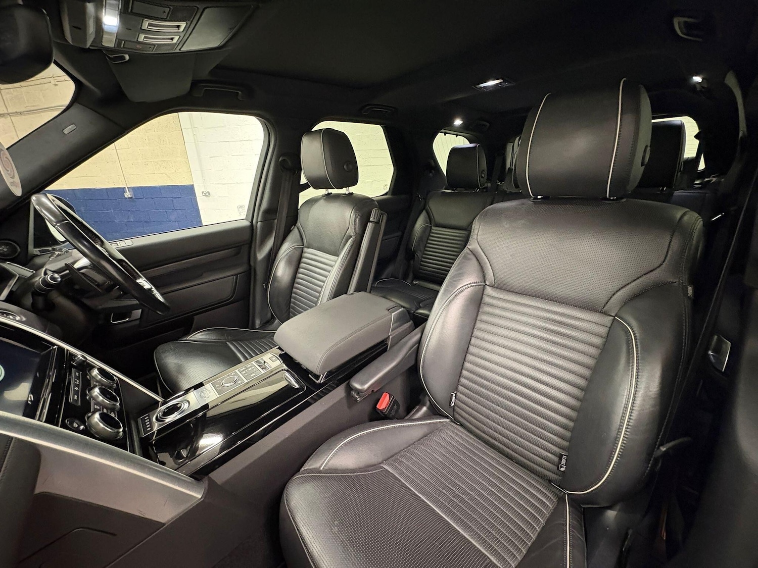 Used Land Rover Discovery 2018 for sale - 77957140: Photo 27