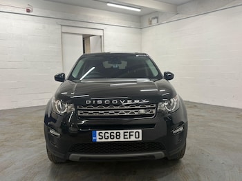 Used Land Rover Discovery Sport 2018 for sale - 76657653: Photo
