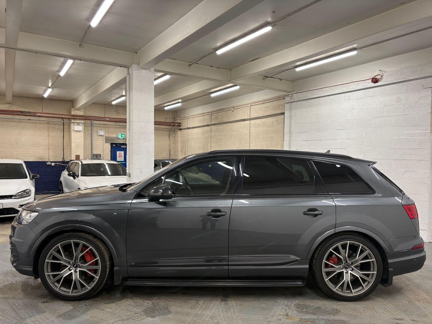 Used Audi Q7 2018 for sale - 77940678: Photo 4