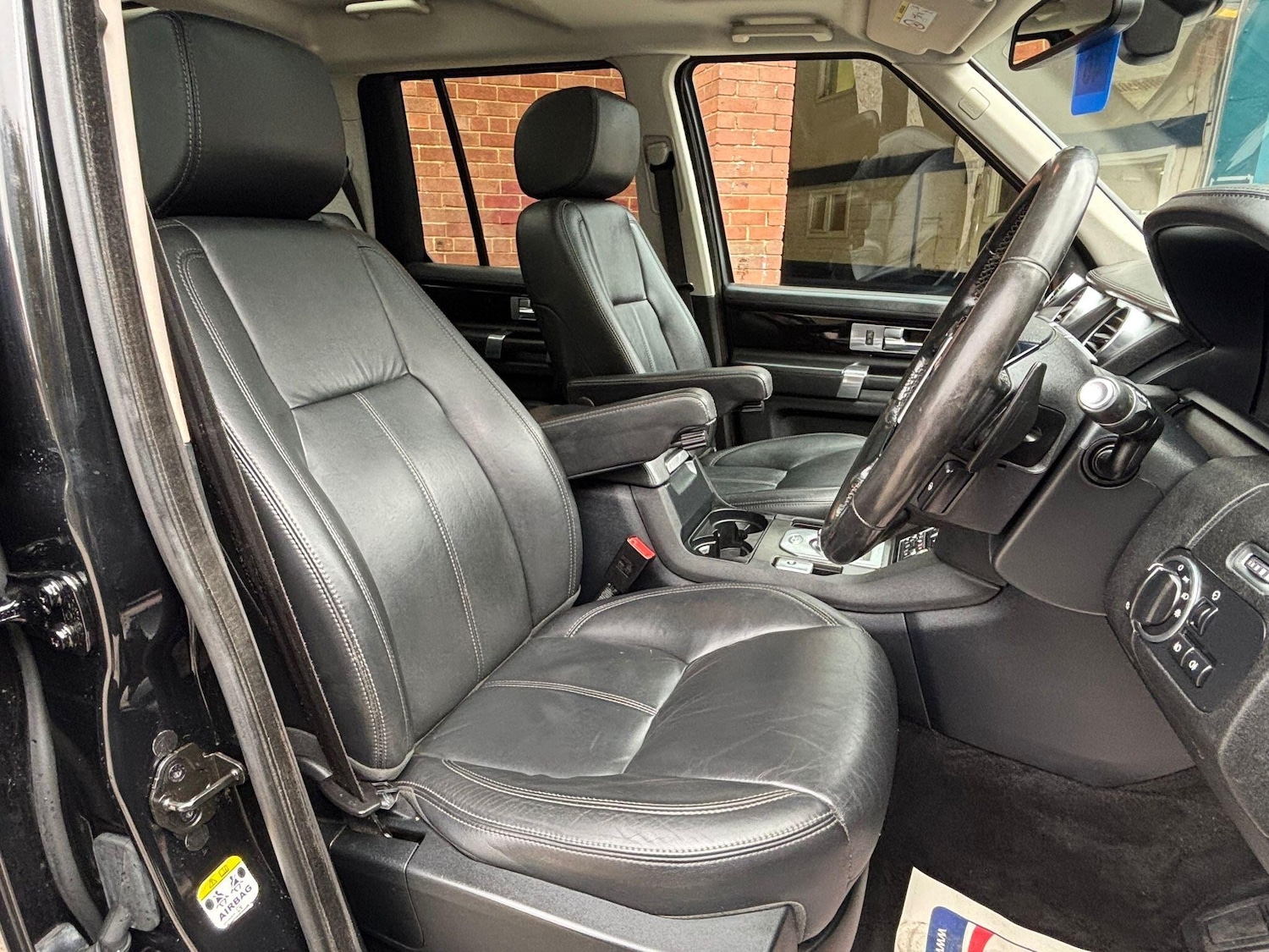 Used Land Rover Discovery 4 2016 for sale - 76260353: Photo 22