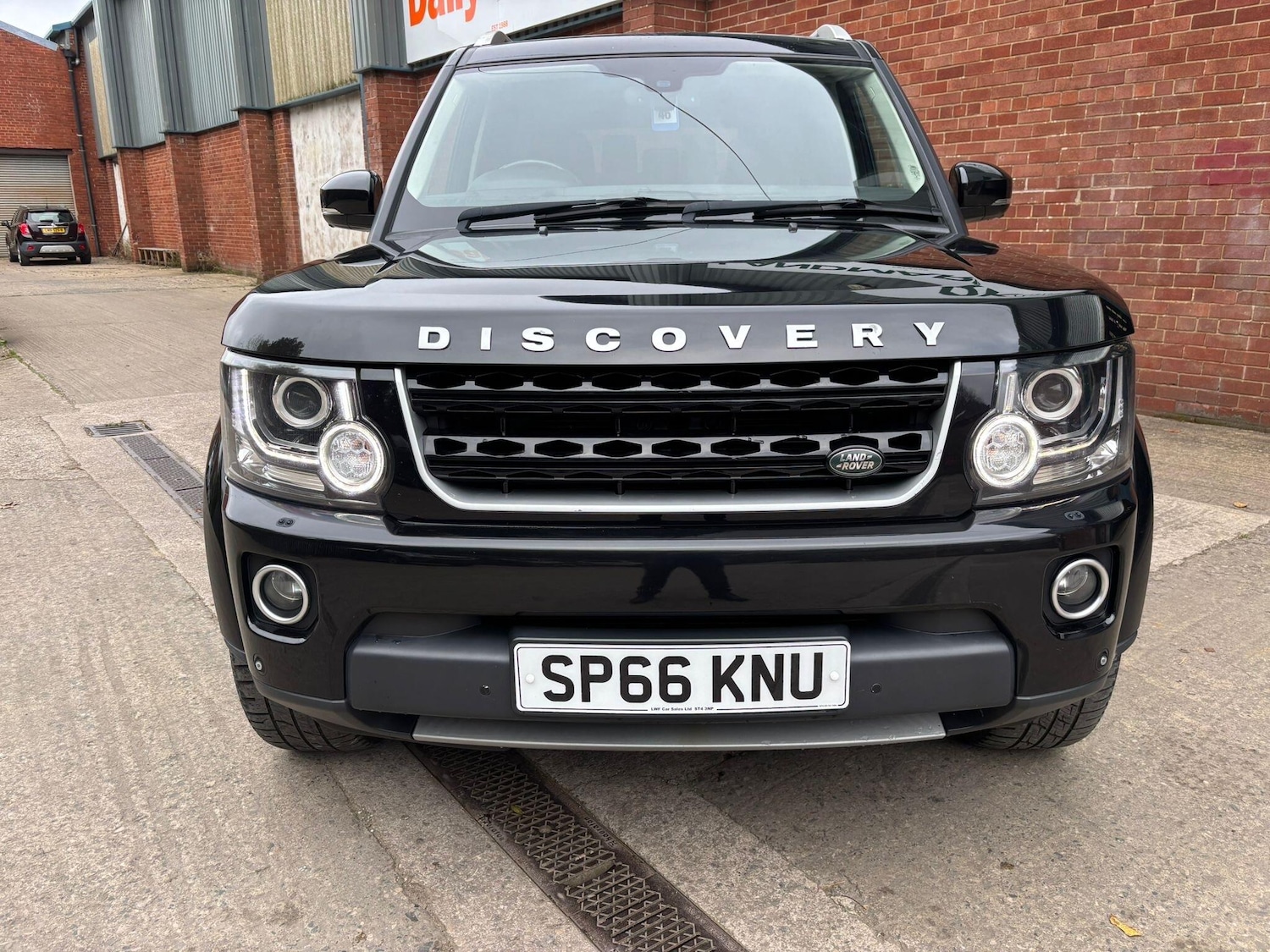 Used Land Rover Discovery 4 2016 for sale - 76260353: Photo 26