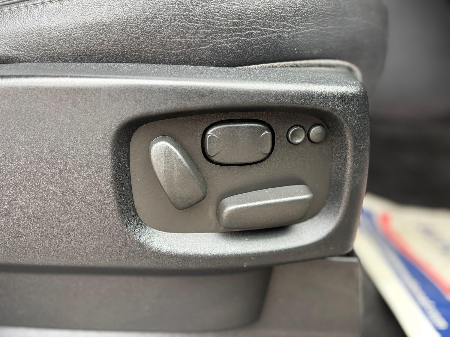 Used Land Rover Discovery 4 2016 for sale - 76260353: Photo 31