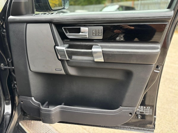 Used Land Rover Discovery 4 2016 for sale - 76260353: Photo 36