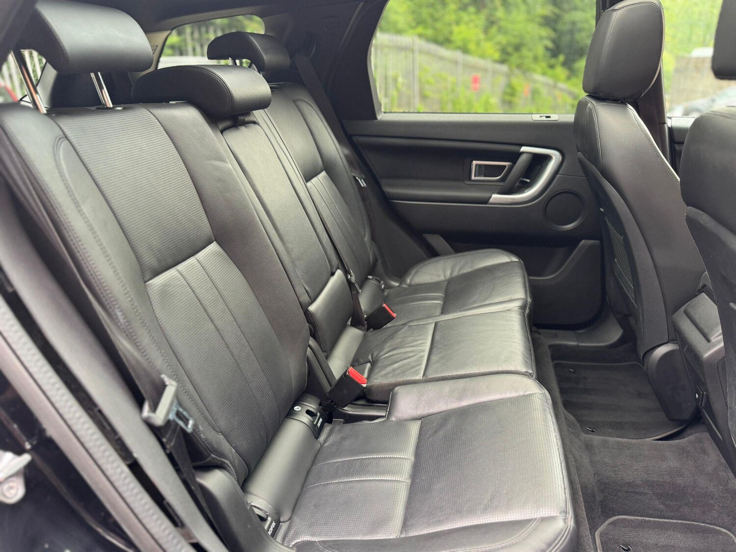 Used Land Rover Discovery Sport 2018 for sale - 76136813: Photo 14