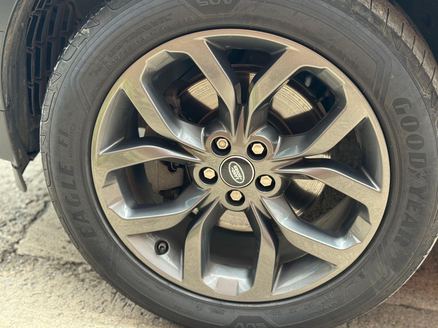 Used Land Rover Discovery Sport 2018 for sale - 76136813: Photo 21