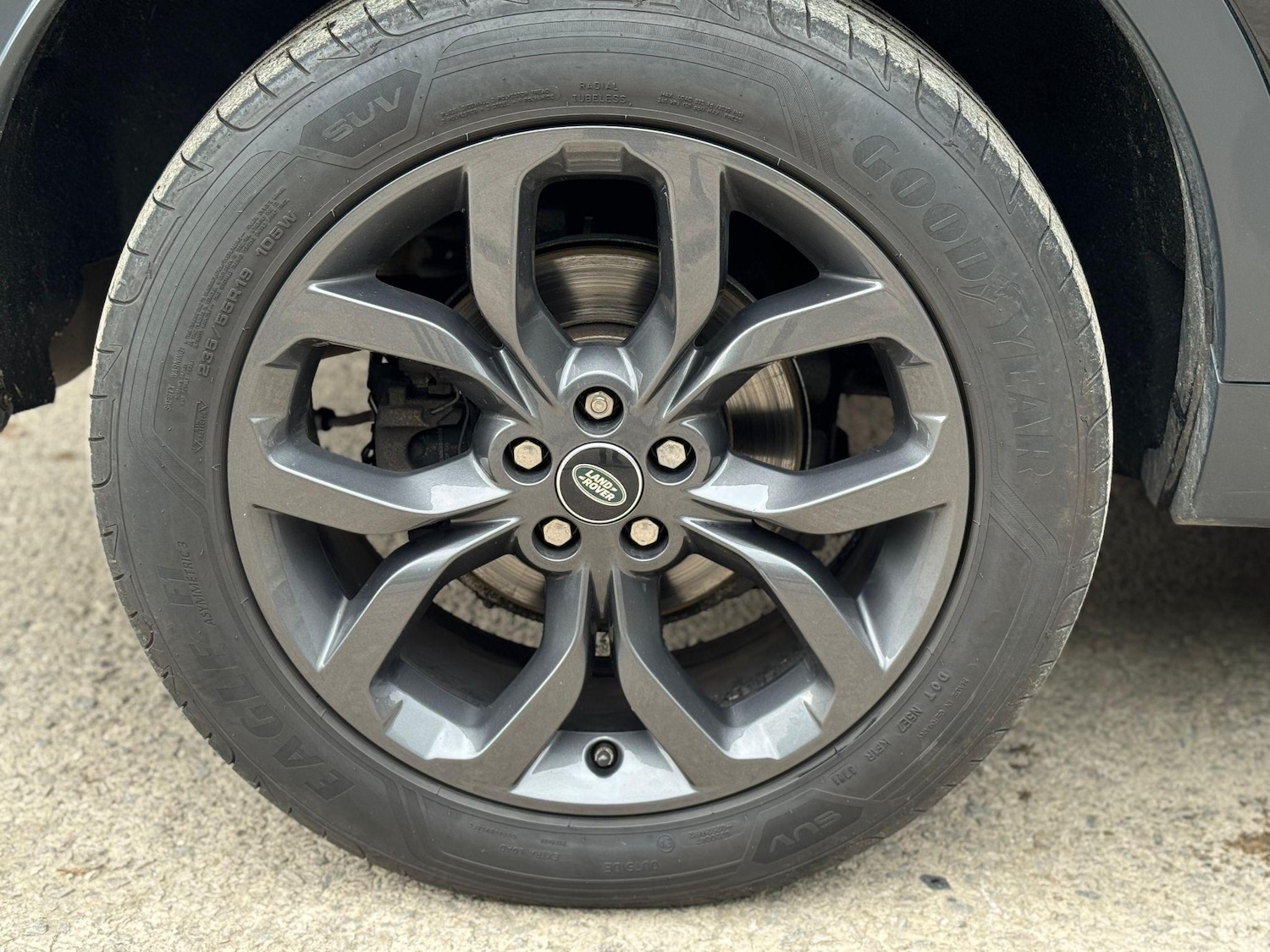 Used Land Rover Discovery Sport 2018 for sale - 76136813: Photo 23