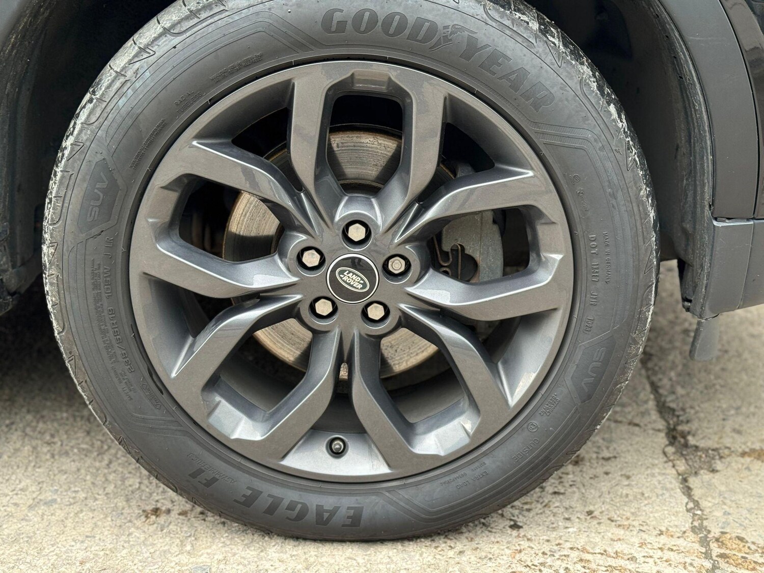 Used Land Rover Discovery Sport 2018 for sale - 76136813: Photo 24
