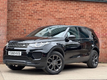 Used Land Rover Discovery Sport 2018 for sale - 76136813: Photo 2