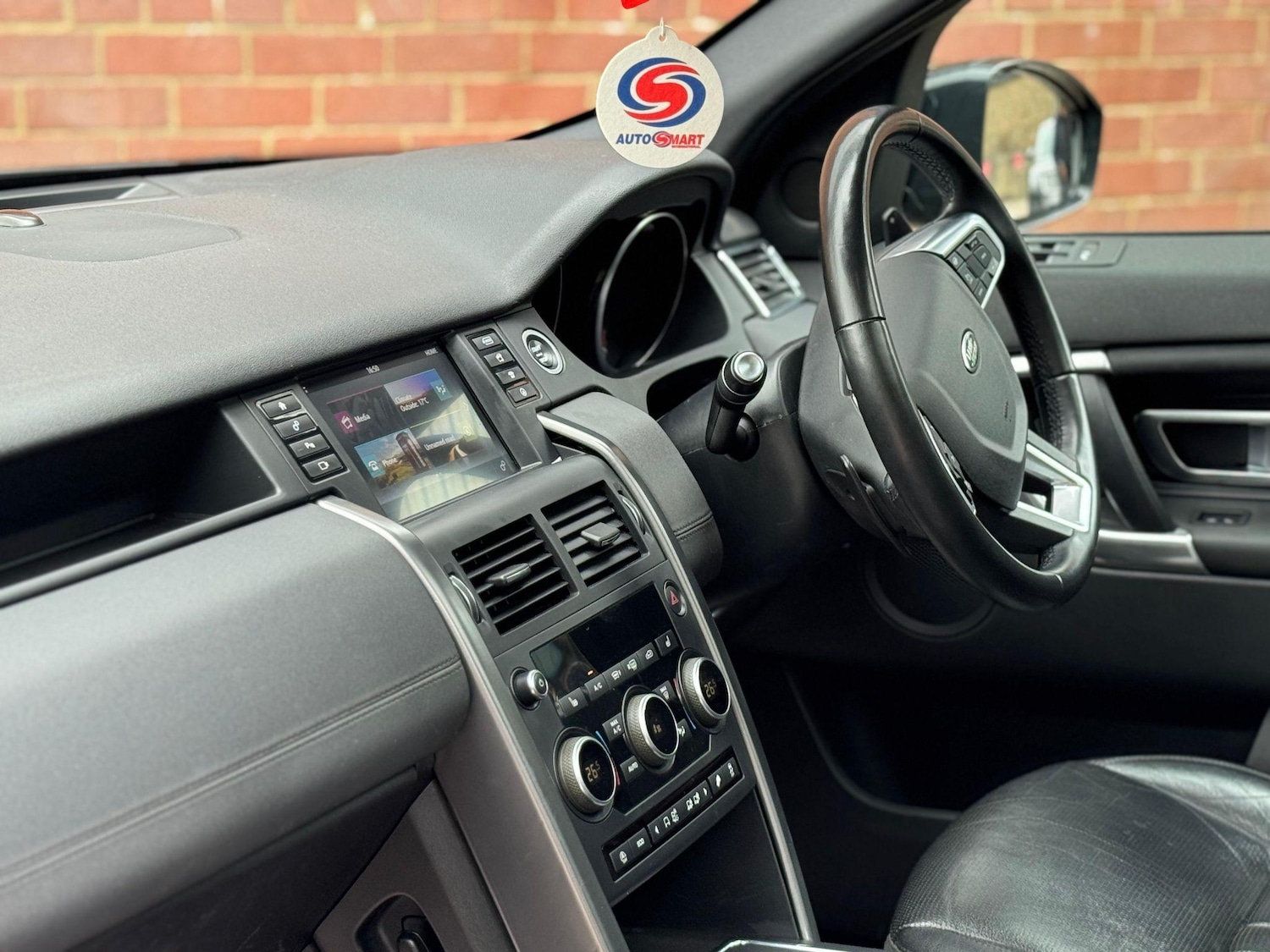 Used Land Rover Discovery Sport 2018 for sale - 76136813: Photo 9