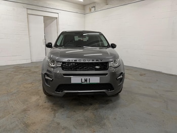 Used Land Rover Discovery Sport 2018 for sale - 77291859: Photo