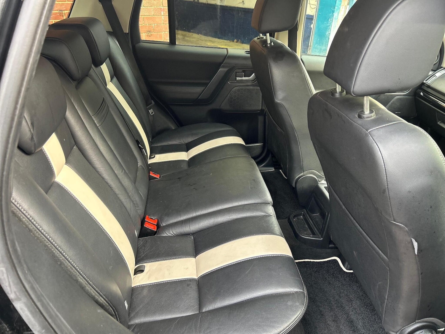 Used Land Rover Freelander 2 2011 for sale - 76424677: Photo 14