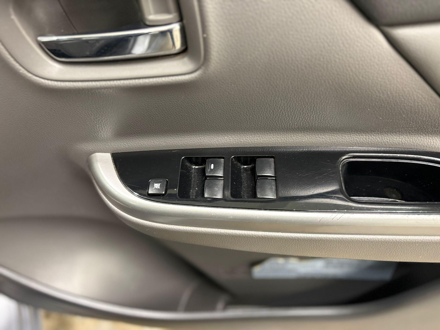 Used Mitsubishi L200 2016 for sale - 77511314: Photo 18