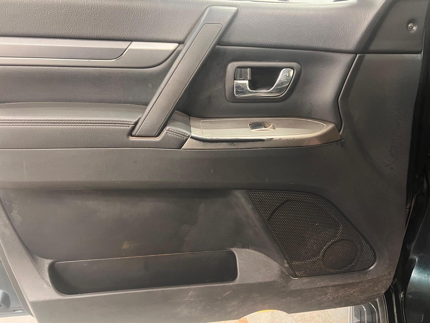 Used Mitsubishi Shogun 2017 for sale - 77633454: Photo 10