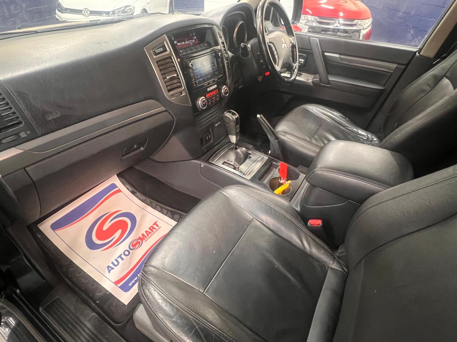 Used Mitsubishi Shogun 2017 for sale - 77633454: Photo 3