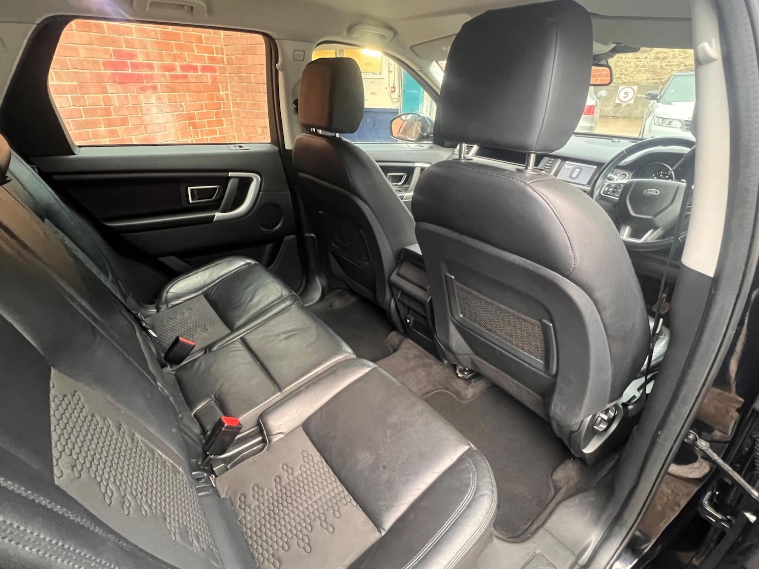 Used Land Rover Discovery Sport 2018 for sale - 76511799: Photo 29