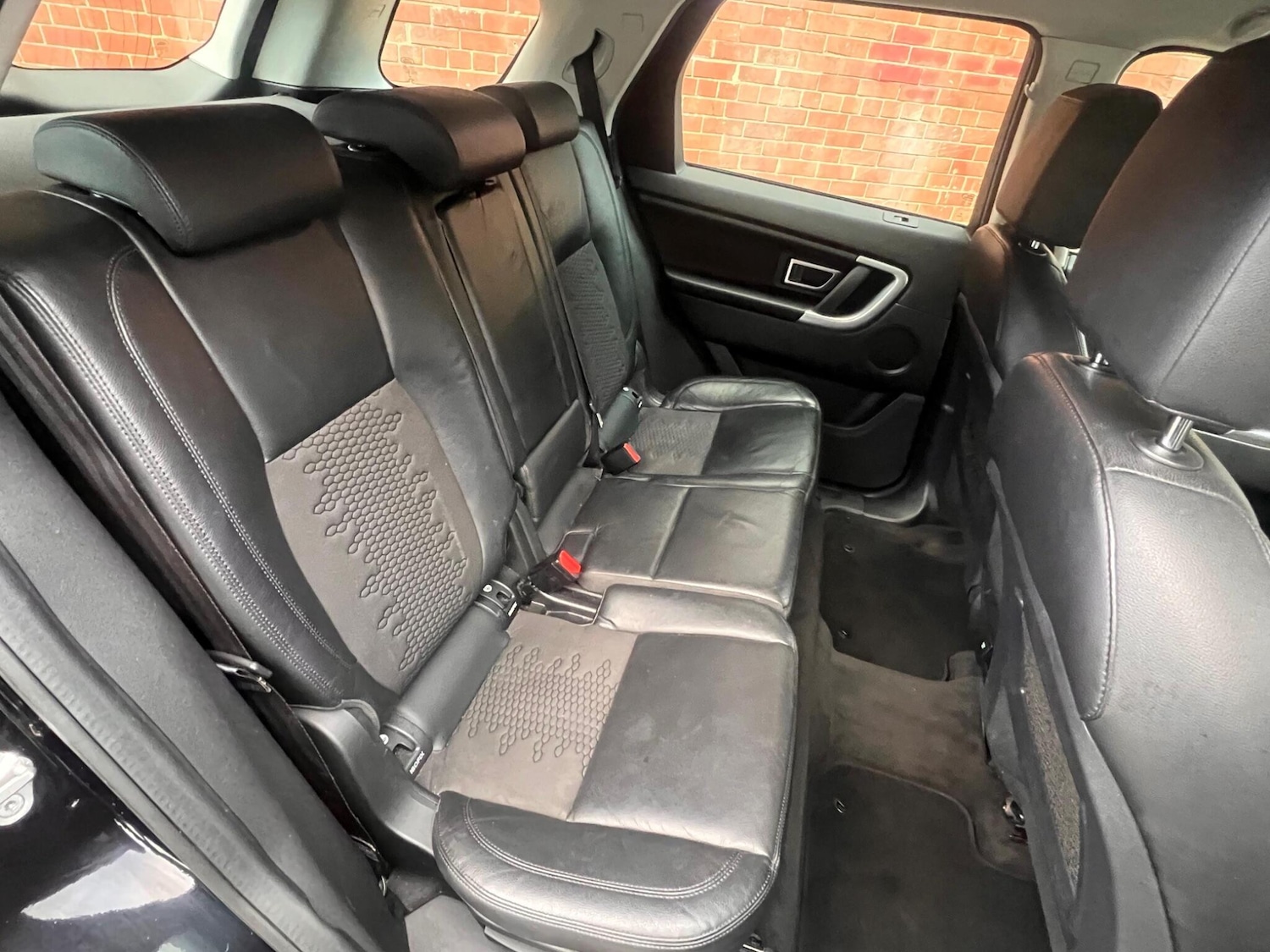 Used Land Rover Discovery Sport 2018 for sale - 76511799: Photo 30