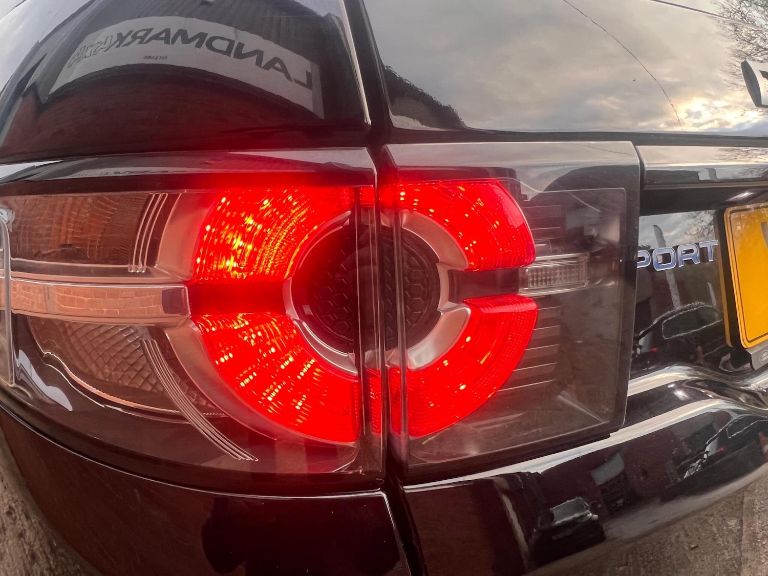 Used Land Rover Discovery Sport 2018 for sale - 76511799: Photo 4