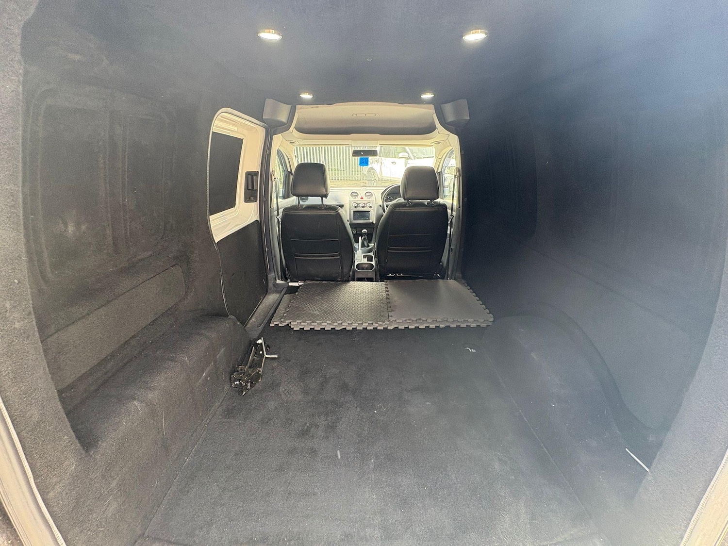 Used Volkswagen Caddy 2014 for sale - 76865267: Photo 29