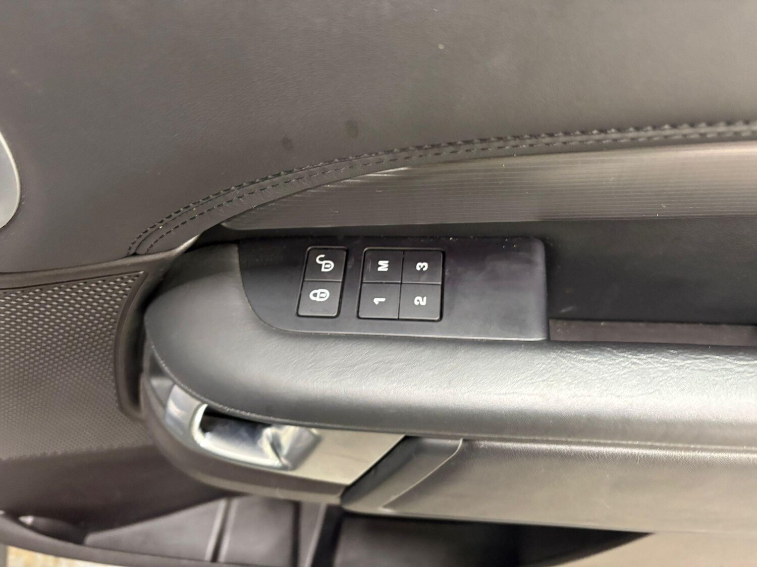 Used Land Rover Discovery 2018 for sale - 76607169: Photo 54