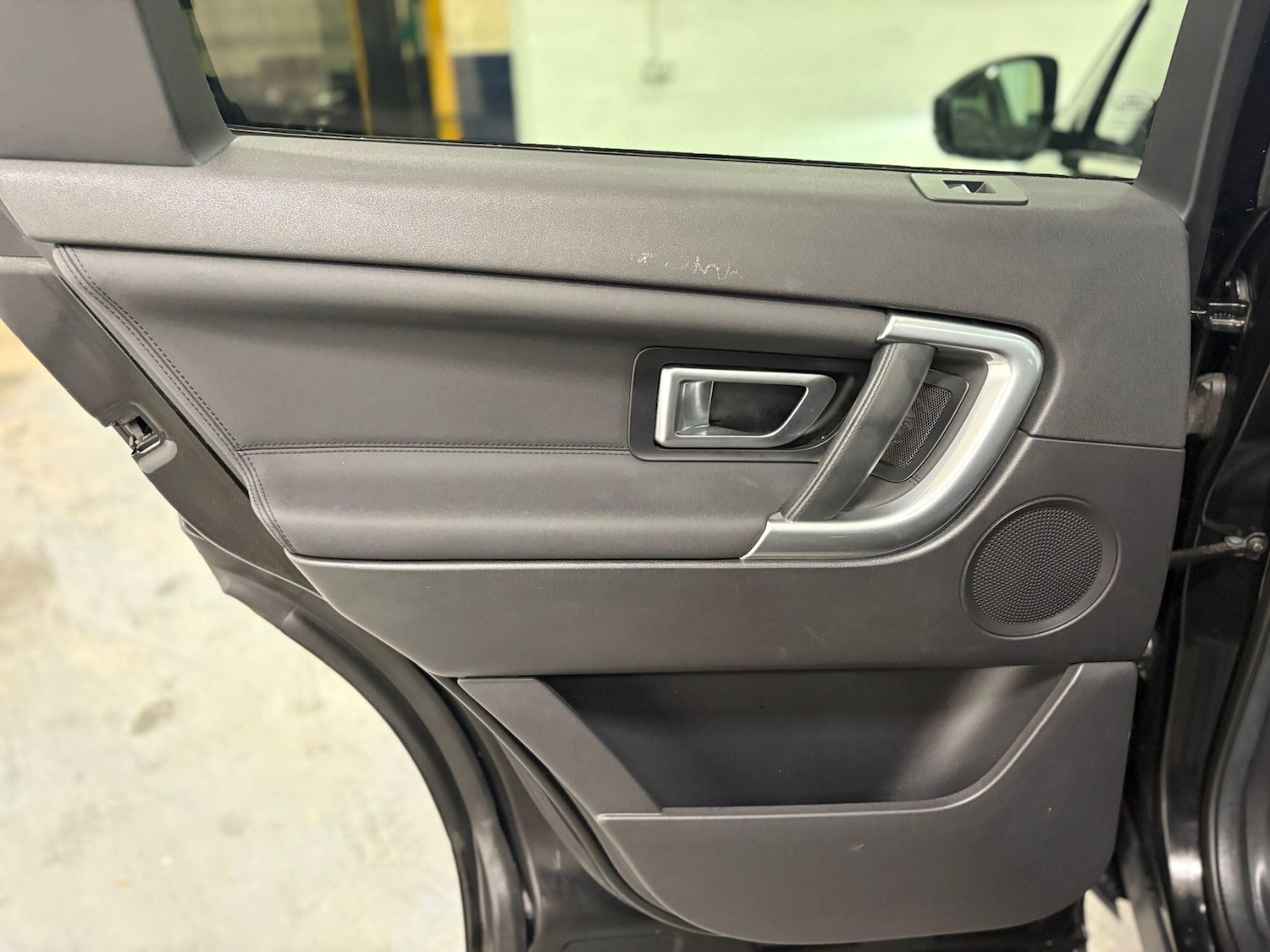 Used Land Rover Discovery Sport for sale - 77549627: Photo 27