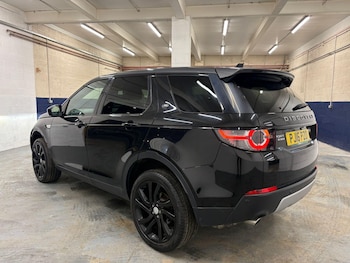 Used Land Rover Discovery Sport 2016 for sale - 77549627: Photo