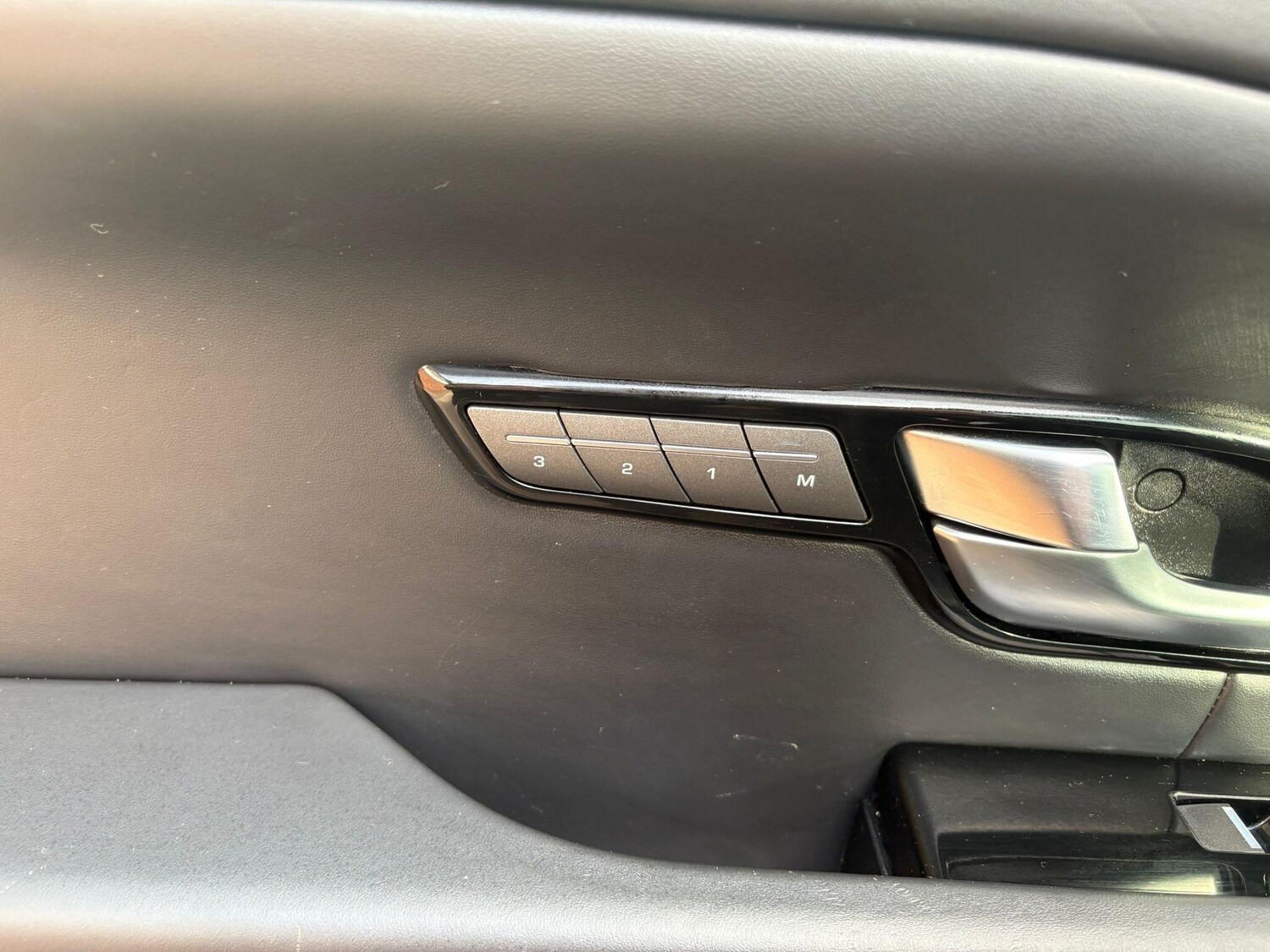 Used Land Rover Range Rover Evoque for sale - 76607463: Photo 43