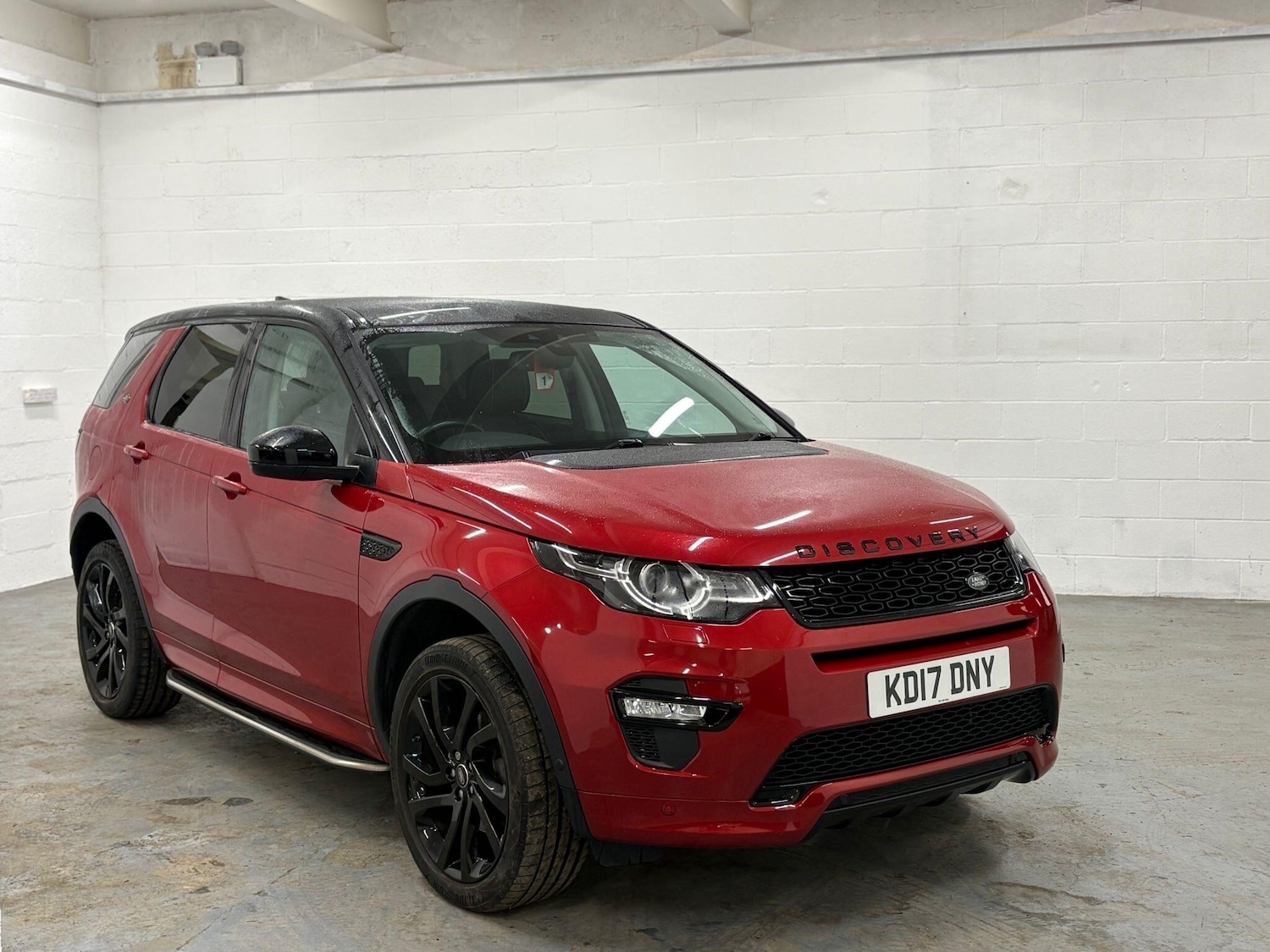 Used Land Rover Discovery Sport 2017 for sale - 76742722: Photo 1