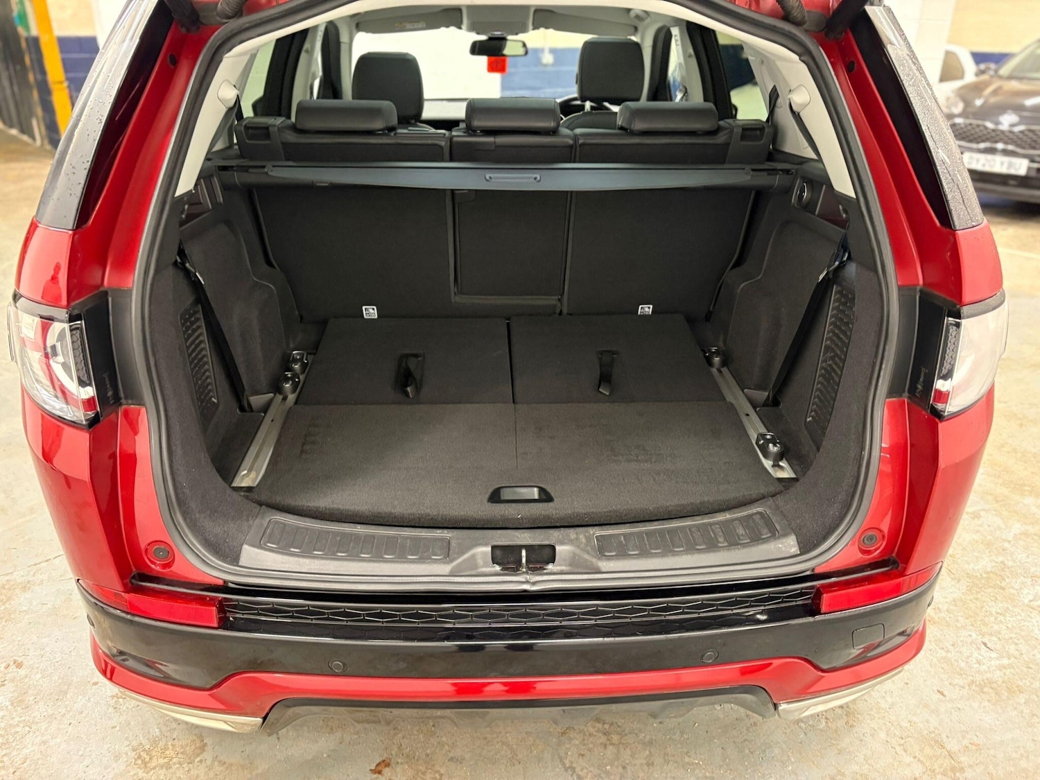 Used Land Rover Discovery Sport 2017 for sale - 76742722: Photo 21