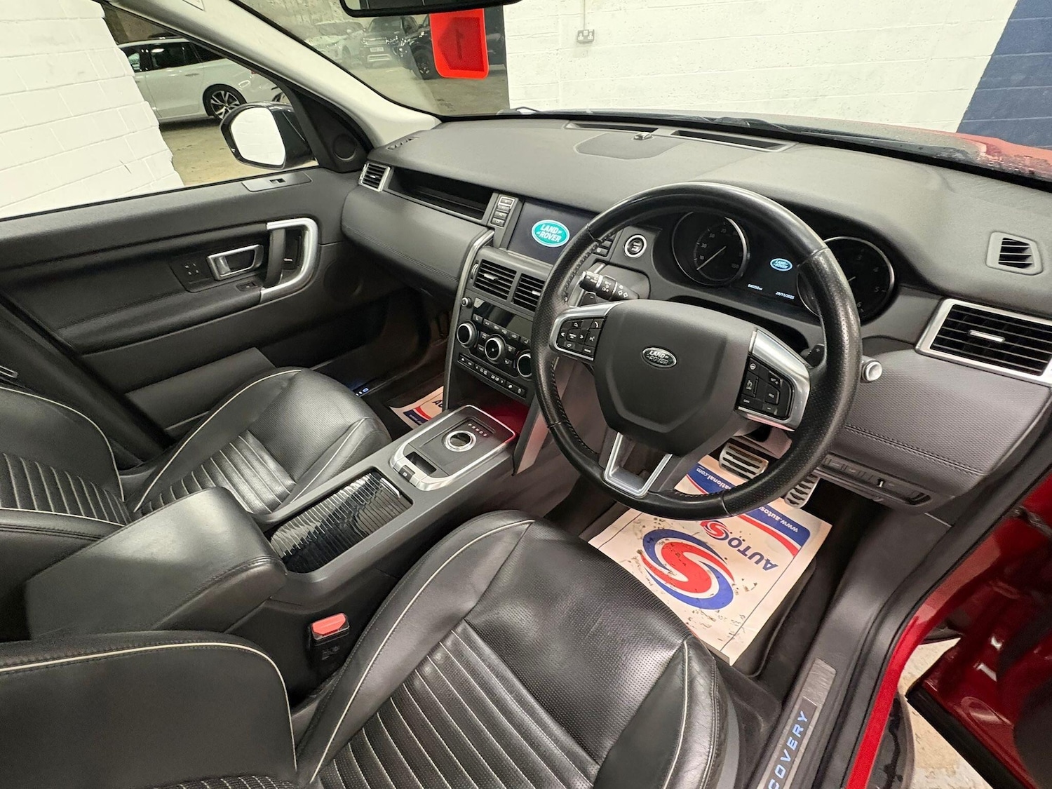 Used Land Rover Discovery Sport 2017 for sale - 76742722: Photo 23