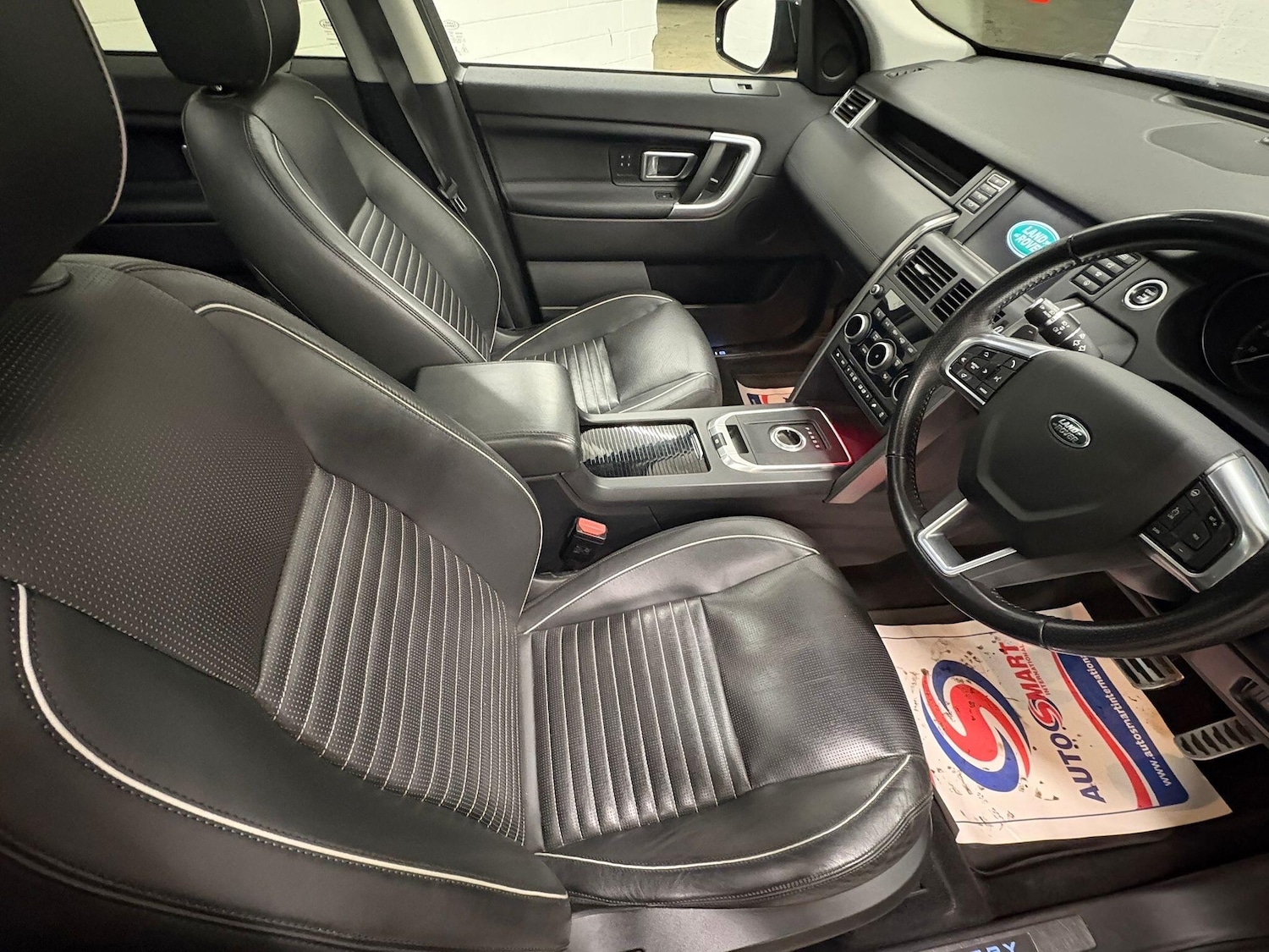 Used Land Rover Discovery Sport 2017 for sale - 76742722: Photo 28