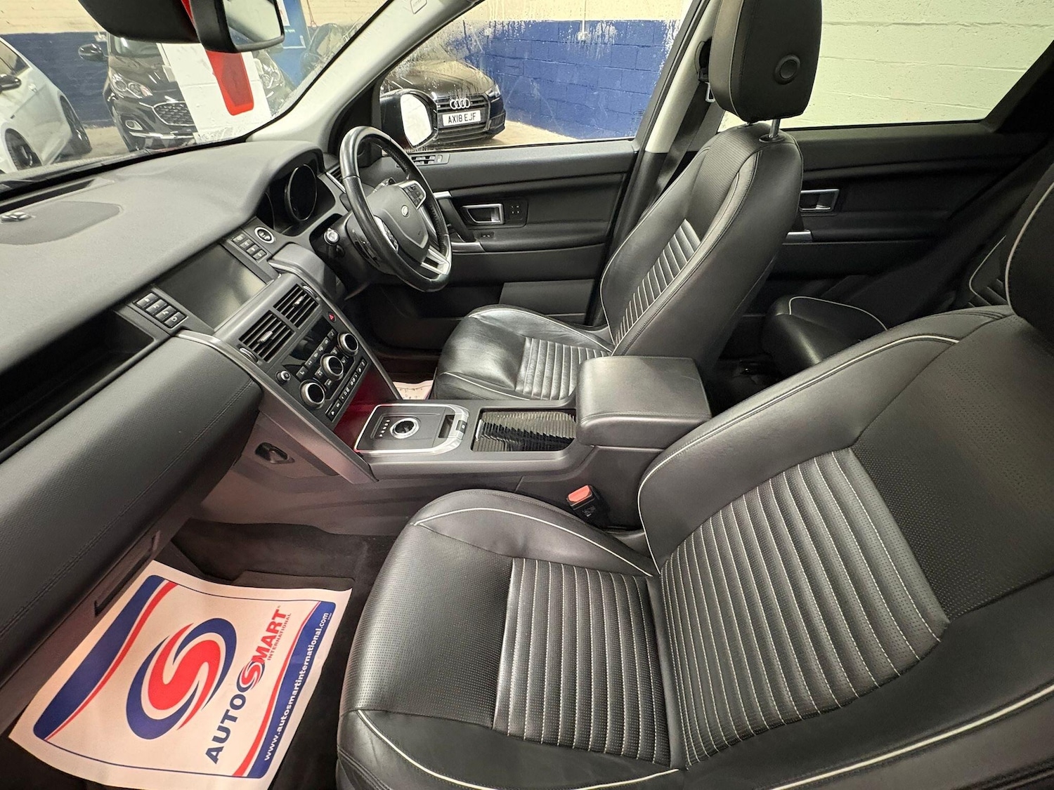 Used Land Rover Discovery Sport 2017 for sale - 76742722: Photo 7