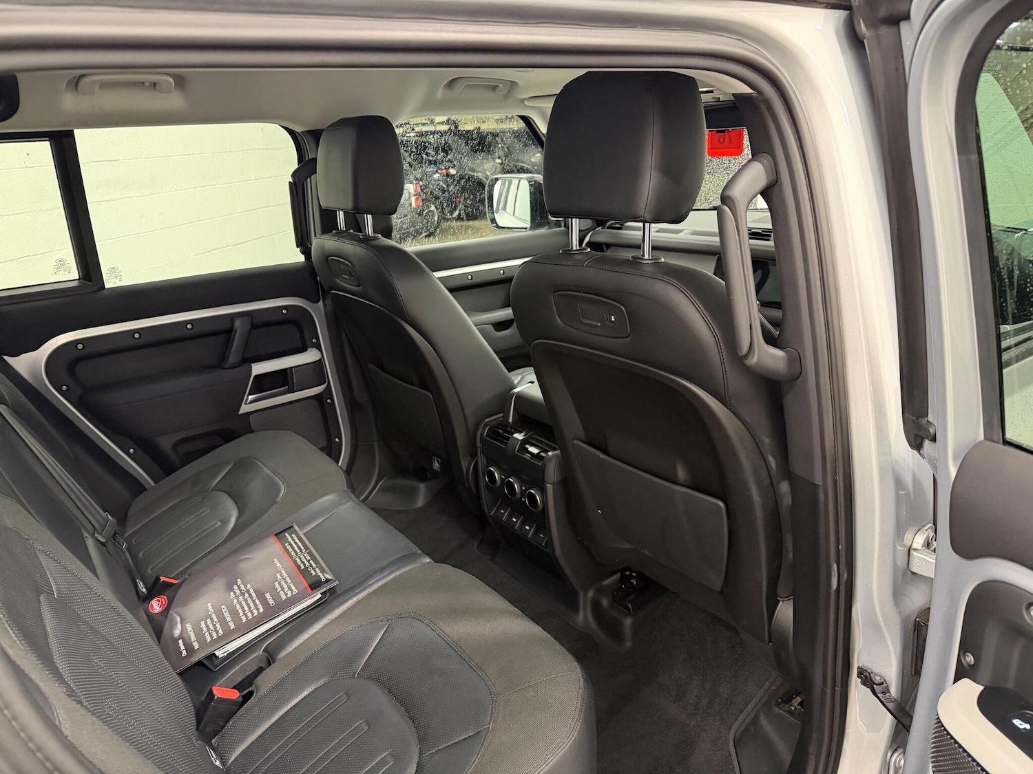 Used Land Rover Defender 110 for sale - 77191241: Photo 12