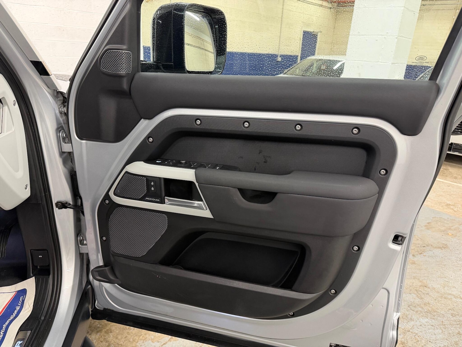 Used Land Rover Defender 110 for sale - 77191241: Photo 20