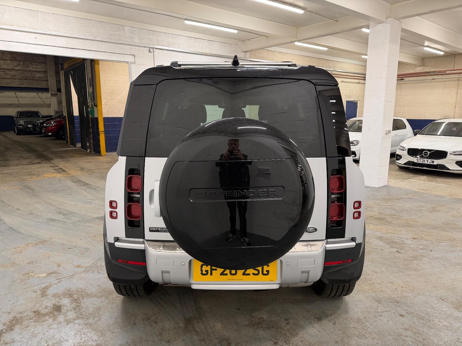 Used Land Rover Defender 110 for sale - 77191241: Photo 7