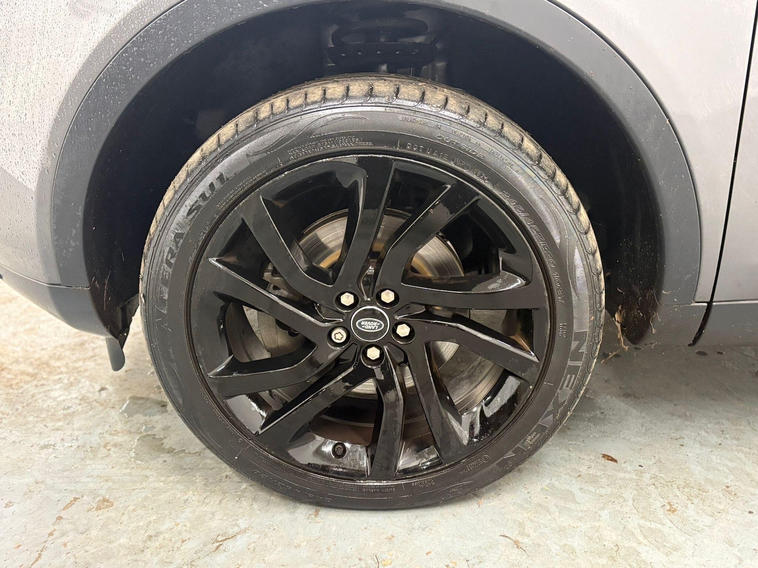 Used Land Rover Discovery Sport 2017 for sale - 76765159: Photo 32