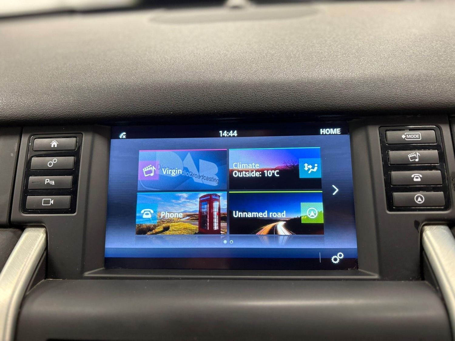 Used Land Rover Discovery Sport 2017 for sale - 76765159: Photo 37