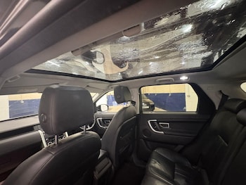 Used Land Rover Discovery Sport 2017 for sale - 76765159: Photo