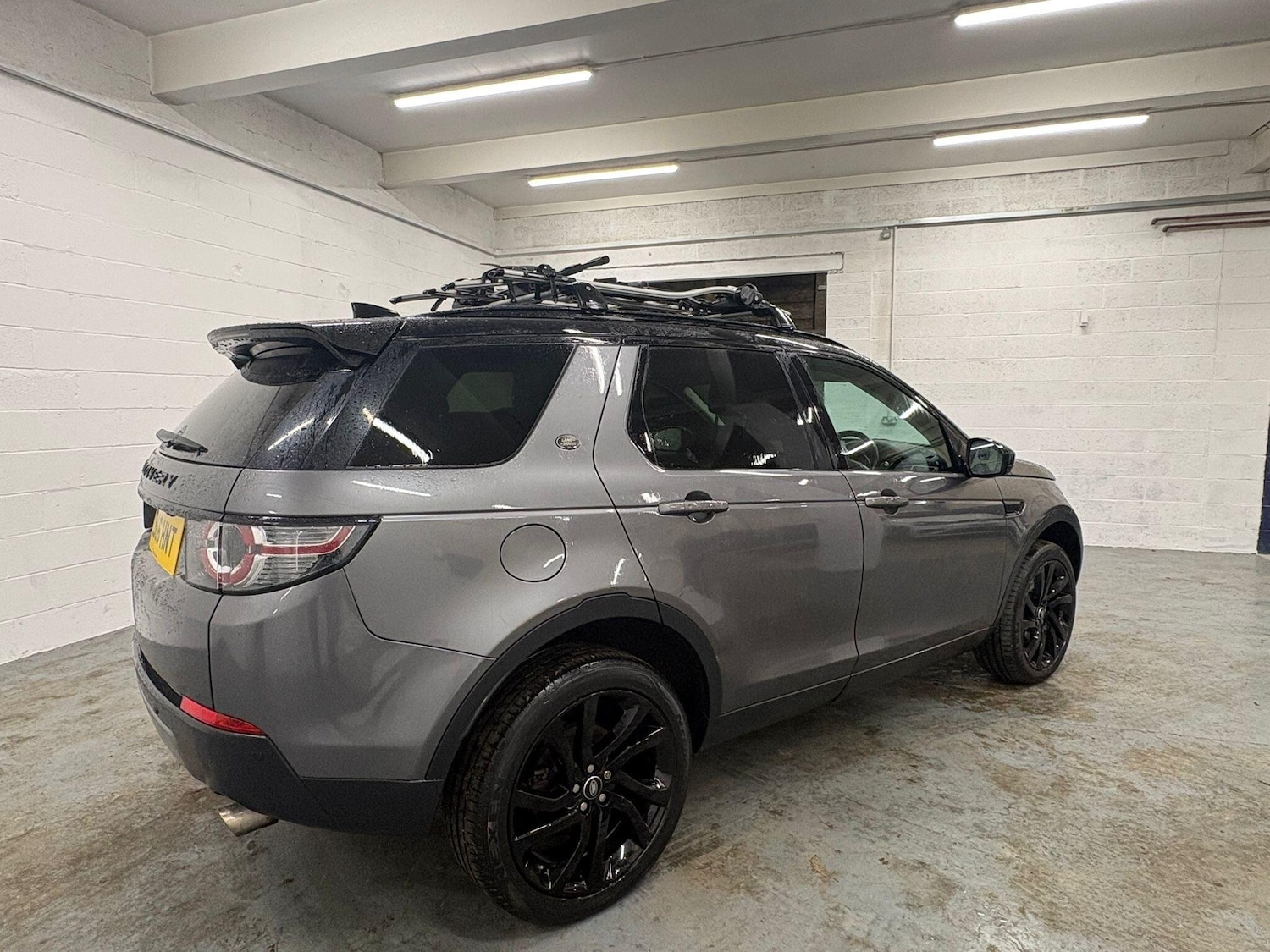 Used Land Rover Discovery Sport 2017 for sale - 76765159: Photo 6