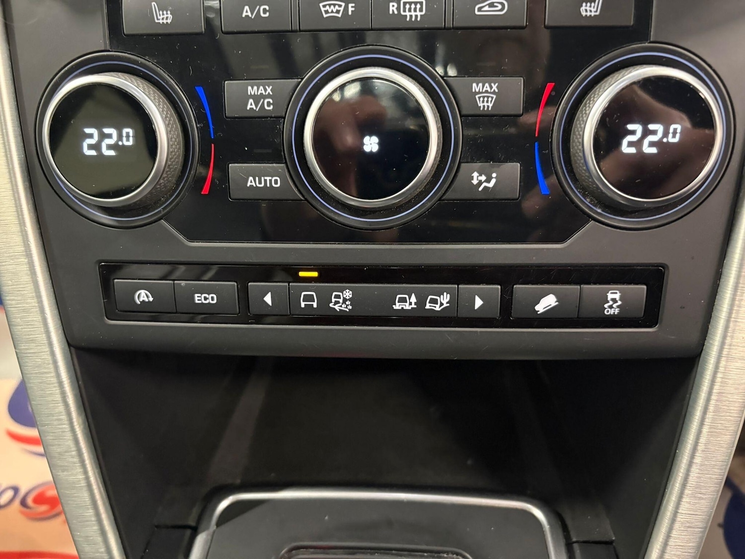 Used Land Rover Discovery Sport 2017 for sale - 76765159: Photo 60