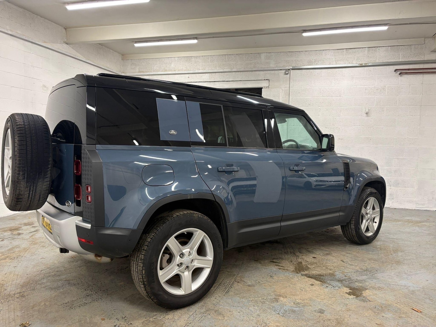 Used Land Rover Defender 110 2020 for sale - 77039772: Photo 10