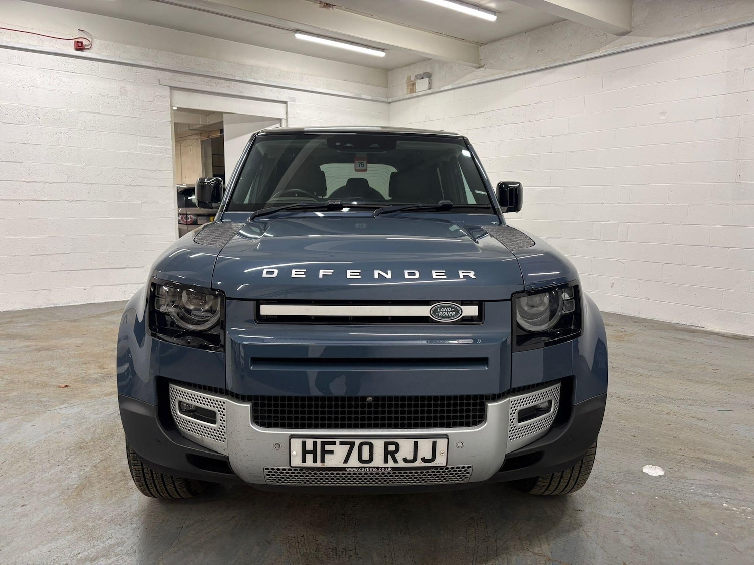 Used Land Rover Defender 110 2020 for sale - 77039772: Photo 2