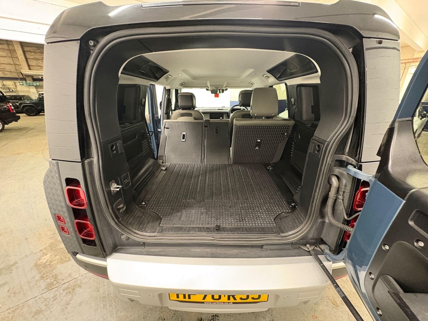 Used Land Rover Defender 110 2020 for sale - 77039772: Photo 53