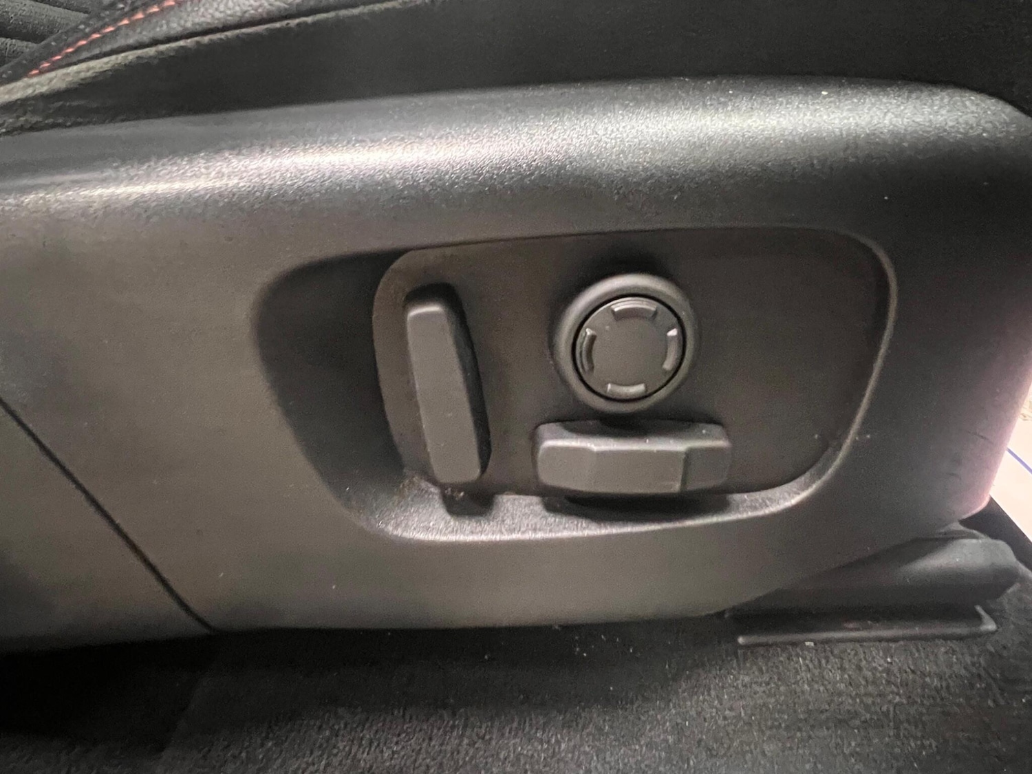 Used Land Rover Discovery Sport 2020 for sale - 77216113: Photo 40