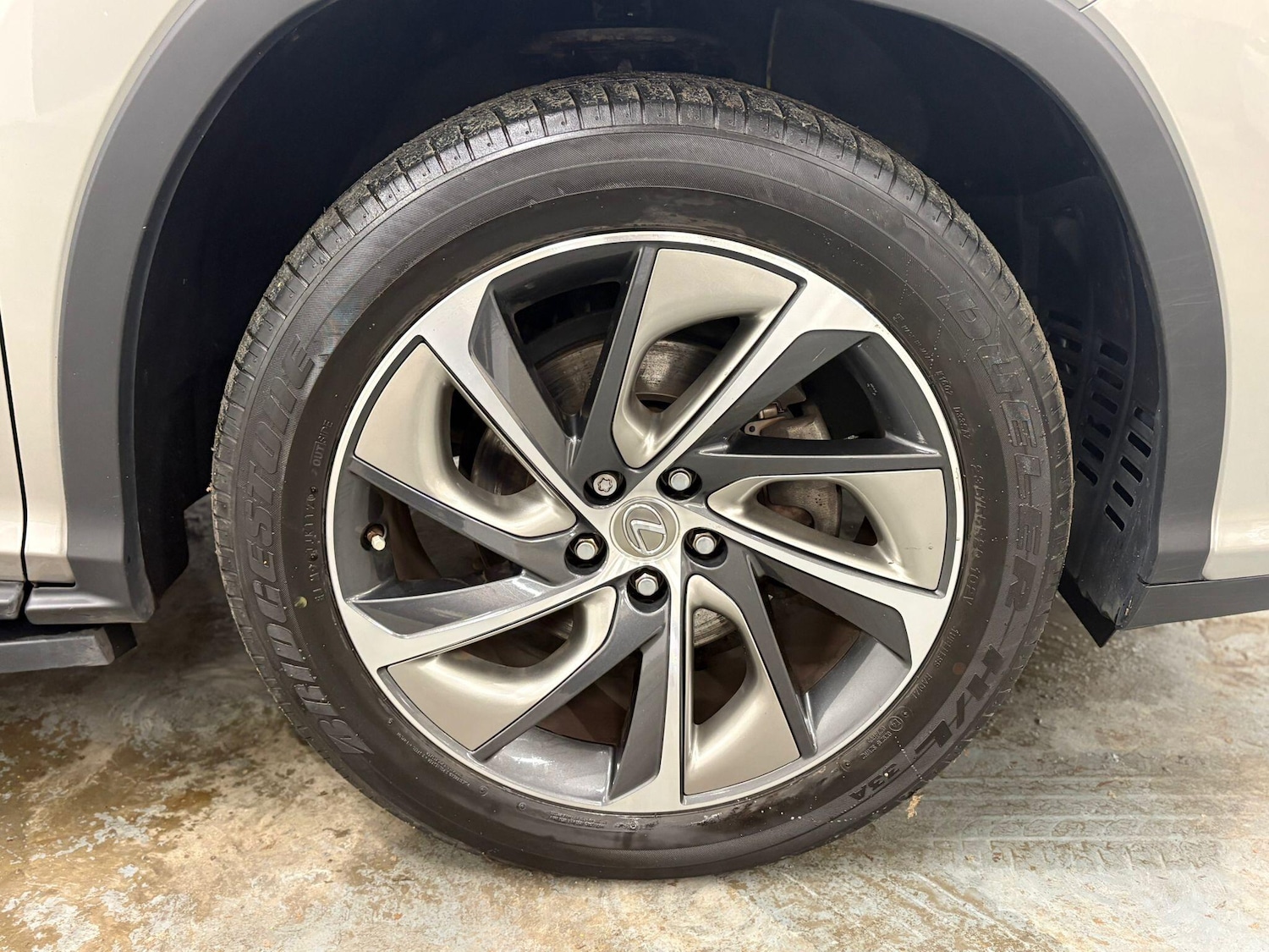 Used Lexus RX 2017 for sale - 77203245: Photo 6